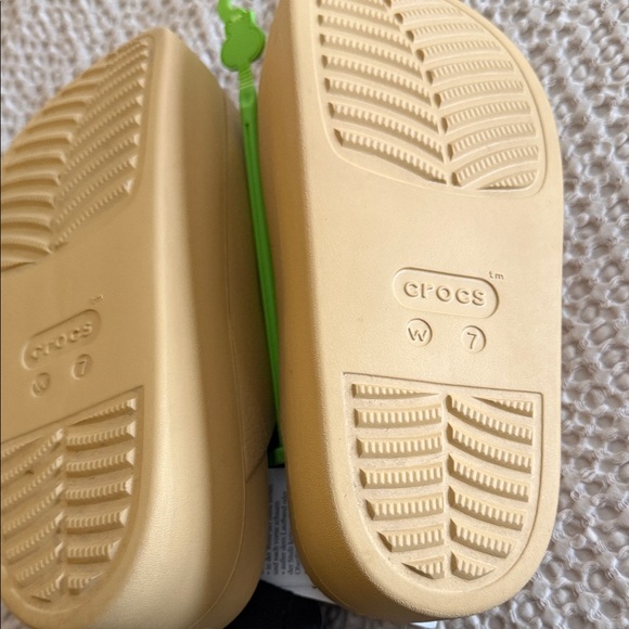 CROCS Dylan Platform Clog in Tan/Beige - Picture 6 of 6